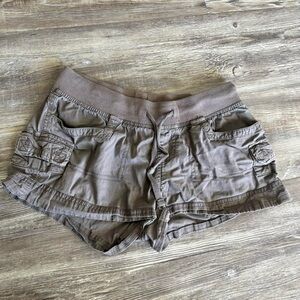 Mini cargo shorts size small